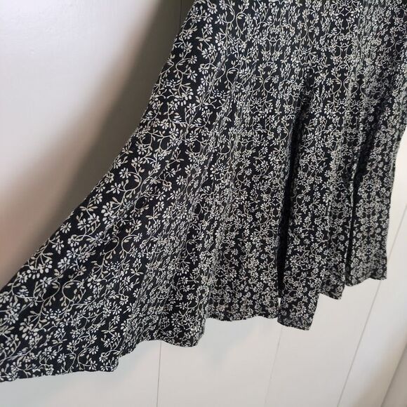 NEW Universal Thread Women's Medium Bell Elbow Sleeve Mini A-Line Dress - Picture 4 of 7